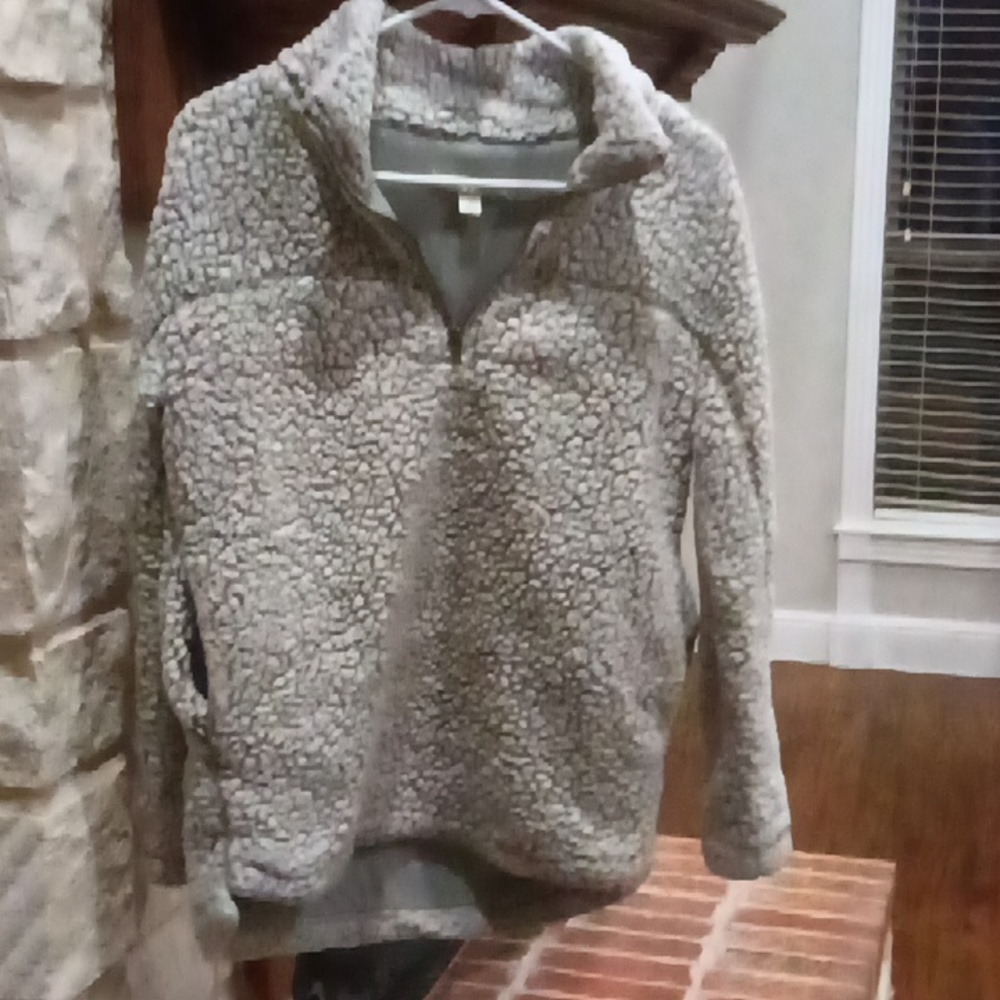 Fleece pullover